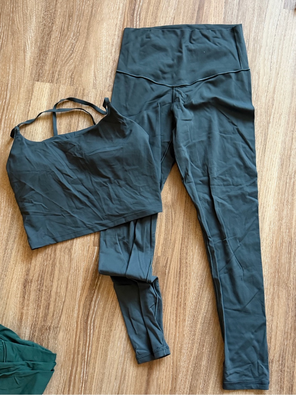 Aerie Real Me Gray Thin Strap Sports Bra and Leggings Set